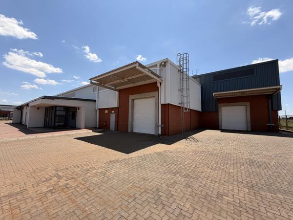 1 223.4 m² Industrial space