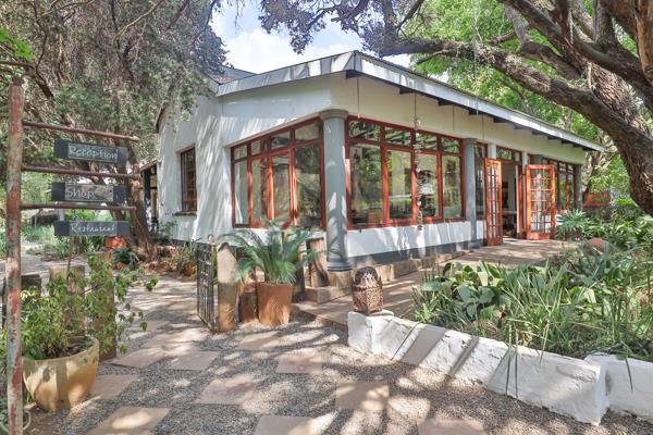 1 530  m² Commercial space