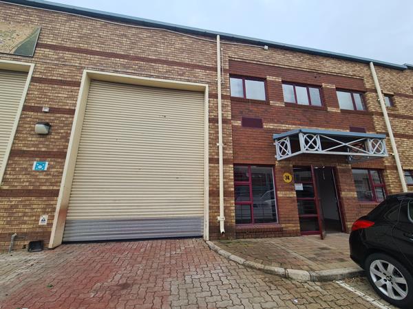 393  m² Industrial space