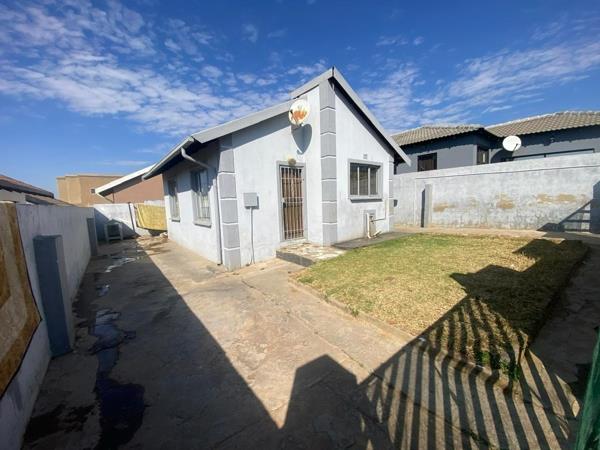2 Bedroom House