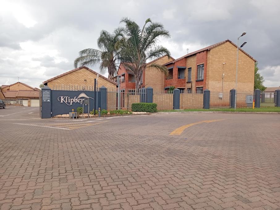 2 Bedroom Townhouse