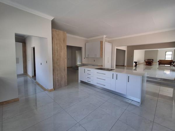 5 Bedroom House