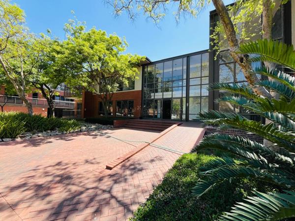 344  m² Commercial space