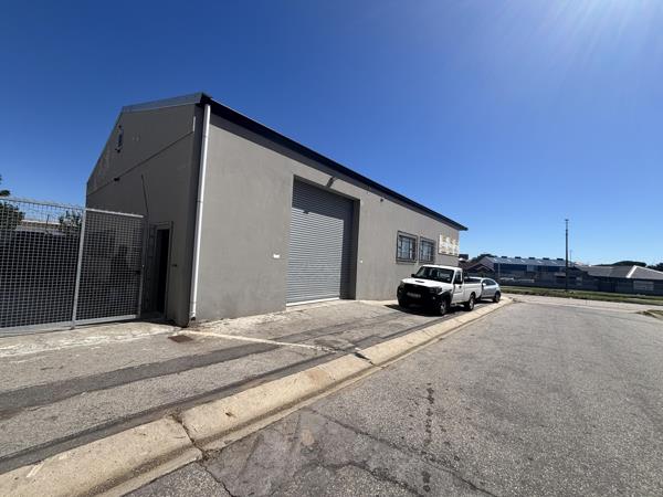 310  m² Industrial space