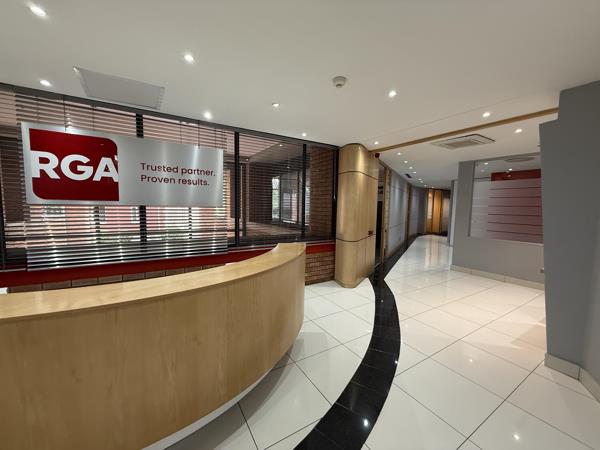 688 m² Commercial space