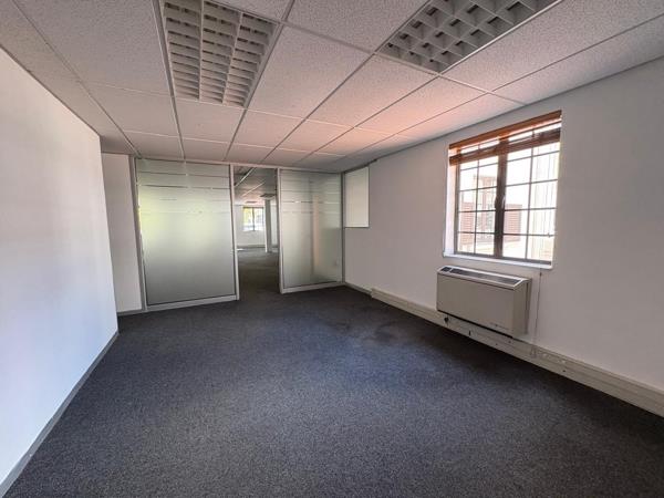 308  m² Commercial space