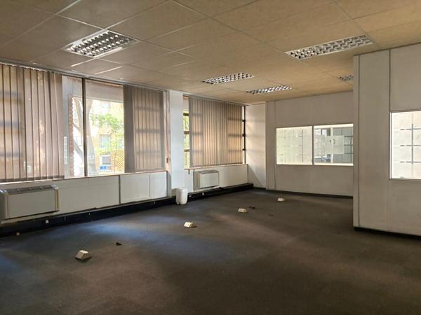 276  m² Commercial space