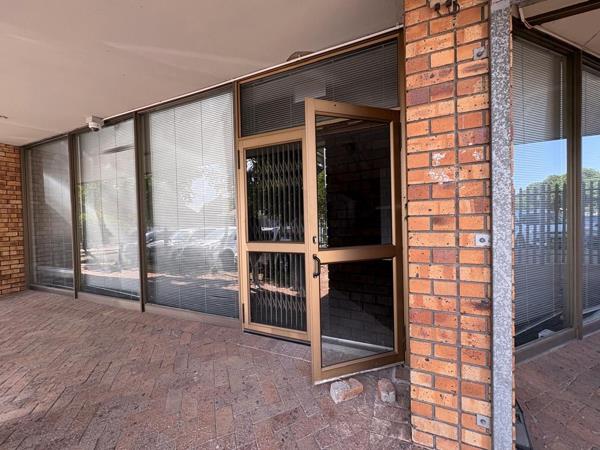 198  m² Commercial space