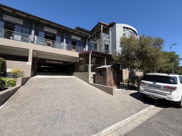 84  m² Commercial space