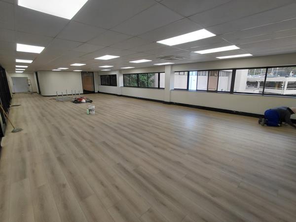 335  m² Commercial space