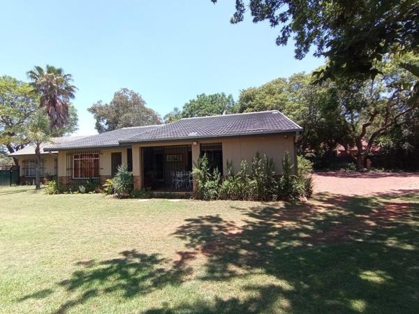 6 Bedroom House