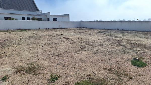 434 m² Land