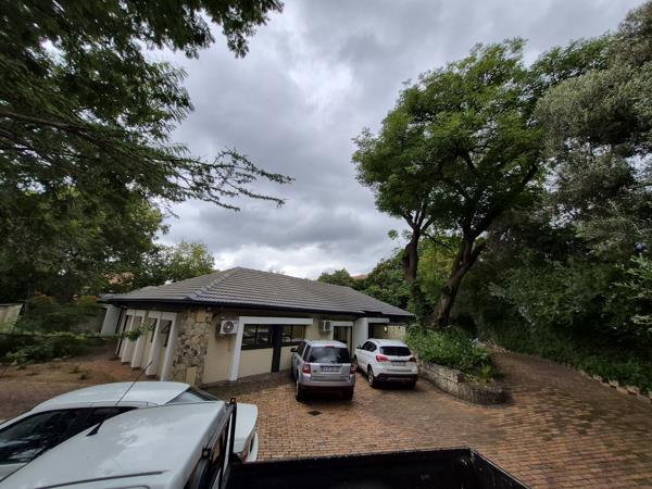 132  m² Commercial space