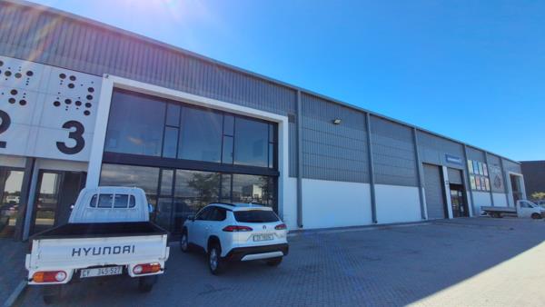751  m² Industrial space