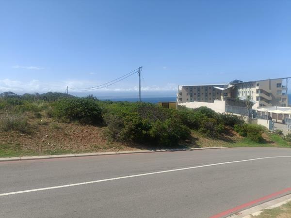957 m² Land