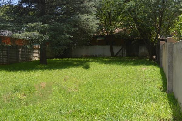 500 m² Land