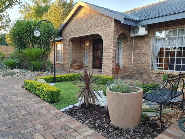 6 Bedroom House