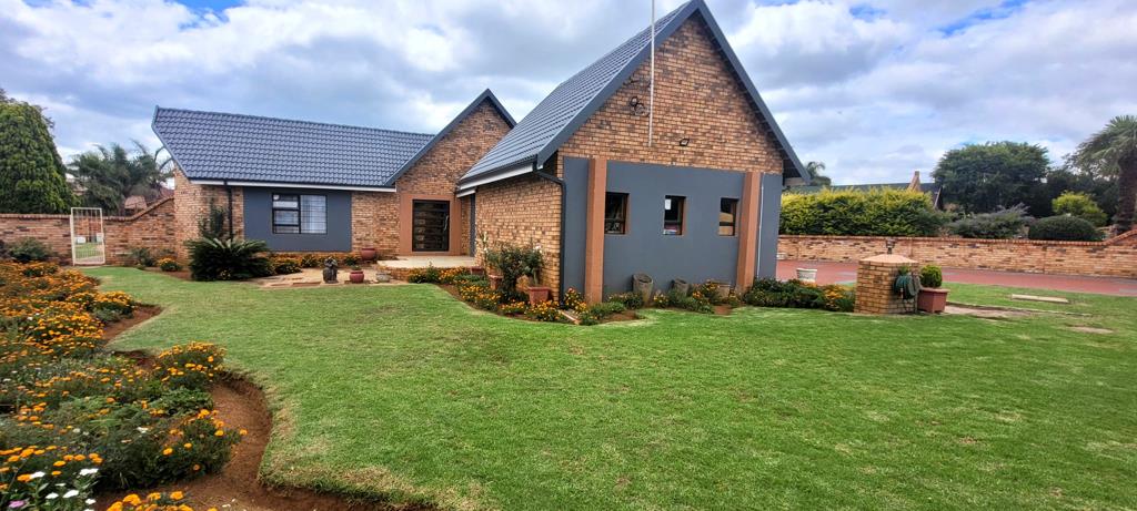4 Bedroom House