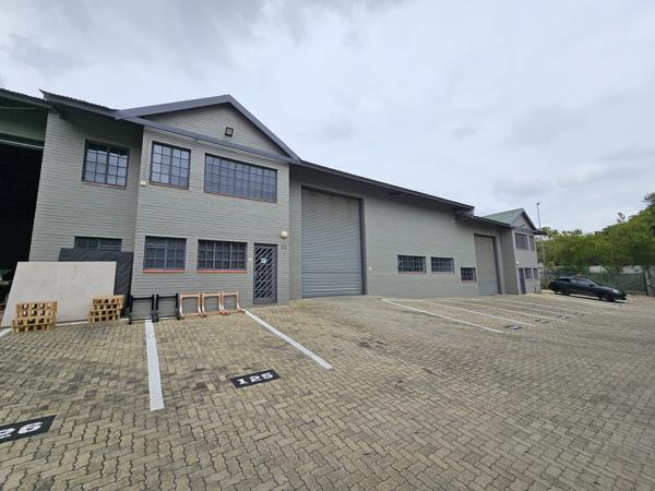 398  m² Industrial space