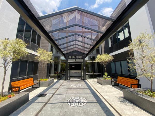 240  m² Office Space