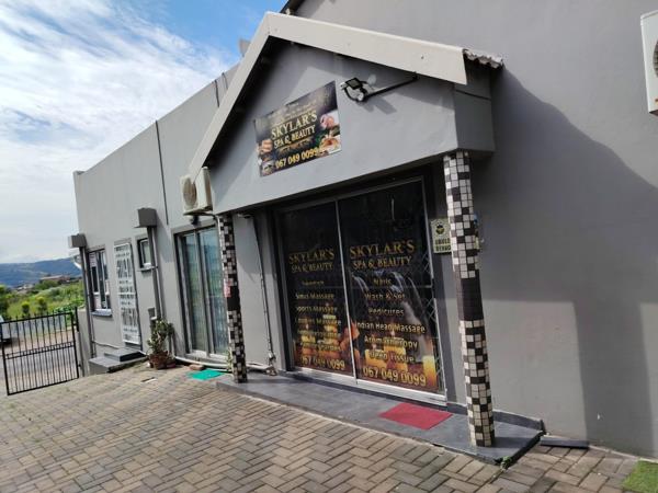 300 m² Commercial space