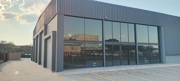 246 m² Retail Space