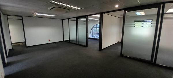 322 m² Commercial space