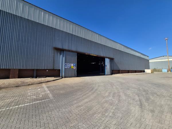3 240 m² Industrial space