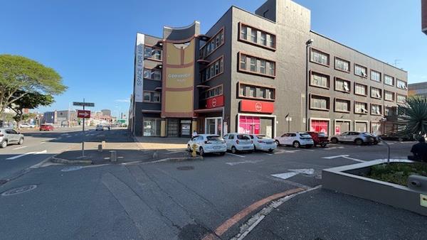 518 m² Retail Space