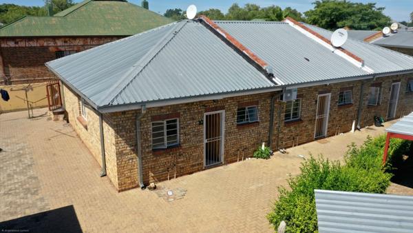 2 Bedroom Simplex