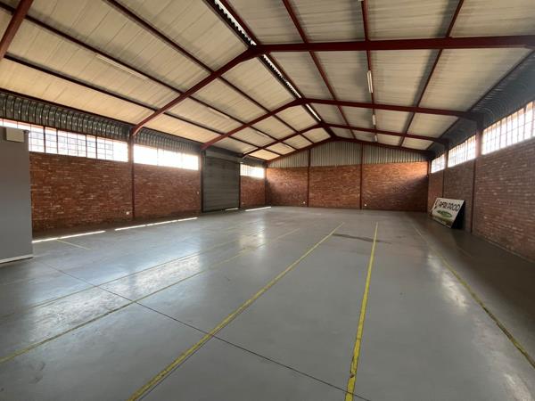 385  m² Commercial space