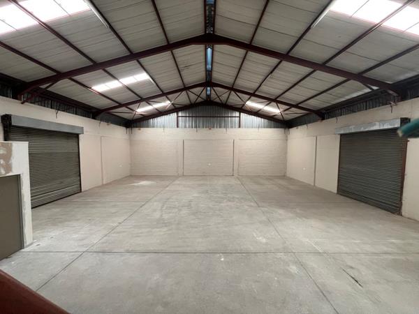 475  m² Commercial space