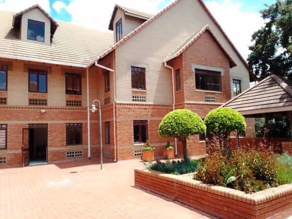 125  m² Commercial space