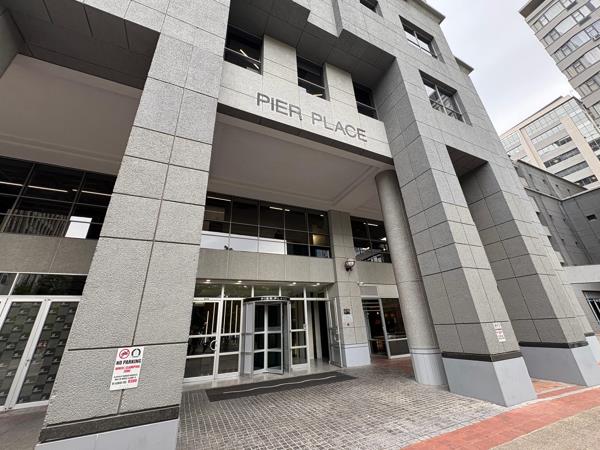 1 012  m² Commercial space