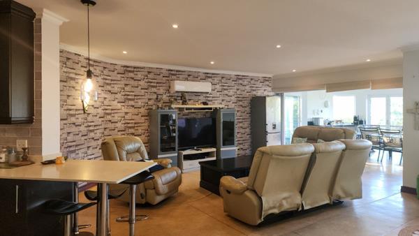 4 Bedroom Apartment