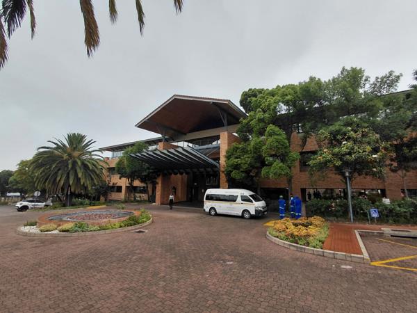 1 960 m² Commercial space