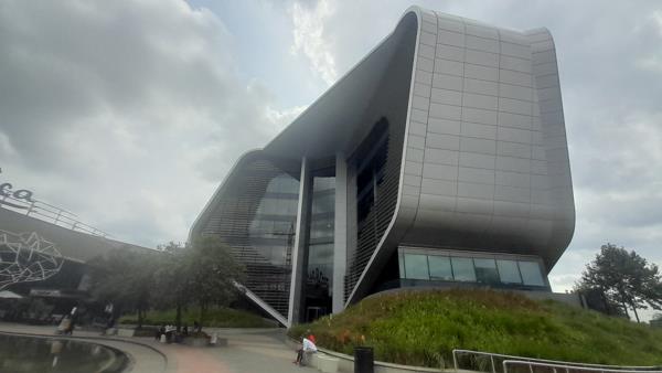 448 m² Commercial space