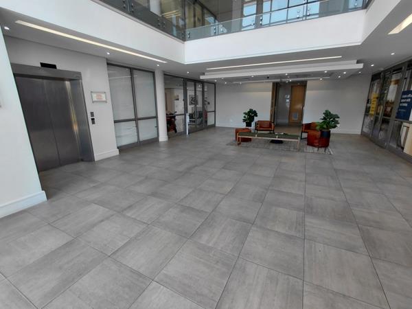 536 m² Commercial space