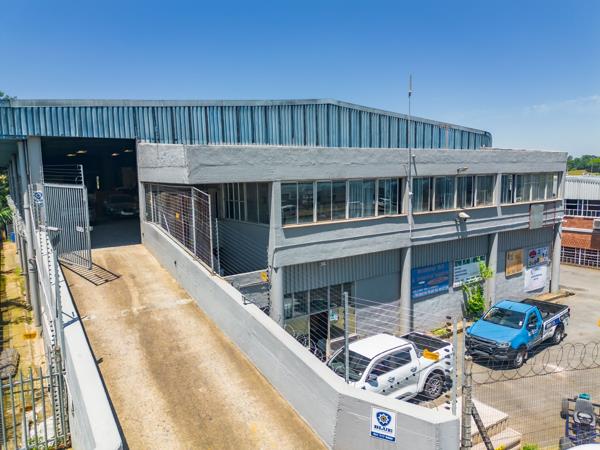 1 060  m² Industrial space