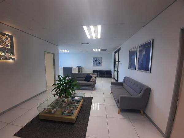 162 m² Commercial space