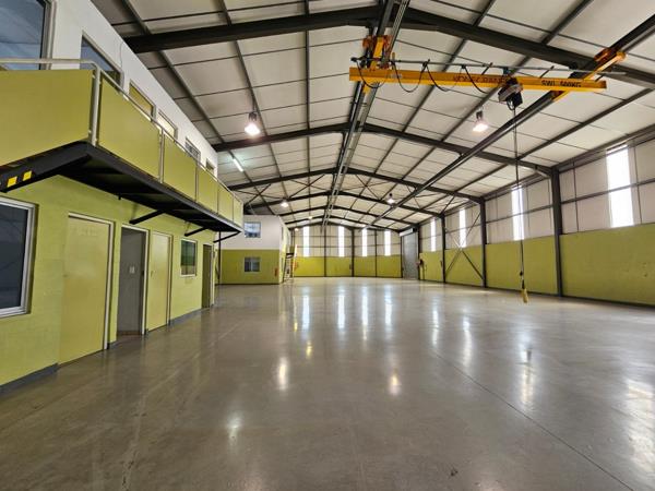 888  m² Industrial space
