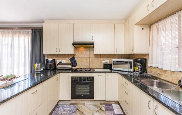 3 Bedroom Simplex