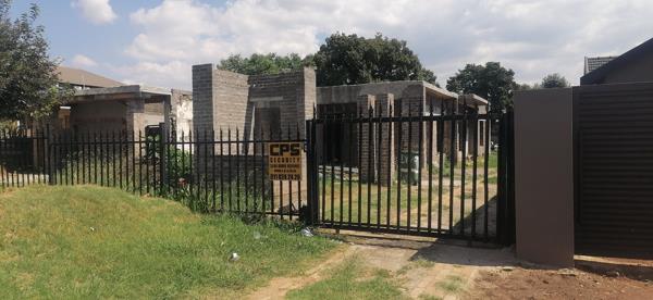 850 m² Land