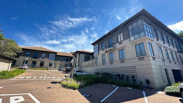 556 m² Office Space