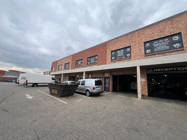 281  m² Industrial space