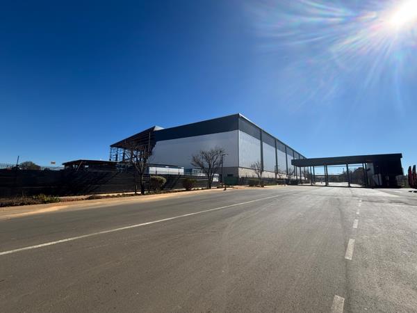 9 909 m² Industrial space