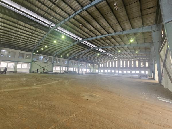 5 500  m² Industrial space