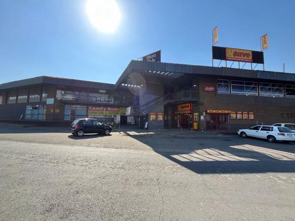 135  m² Commercial space