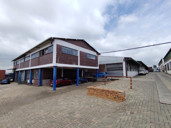 700  m² Industrial space