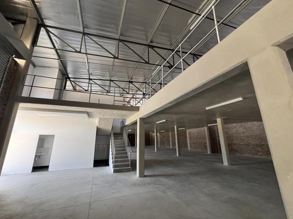340 m² Industrial space